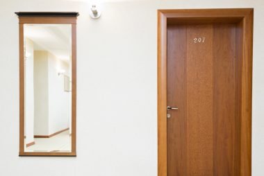 flushdoor-2